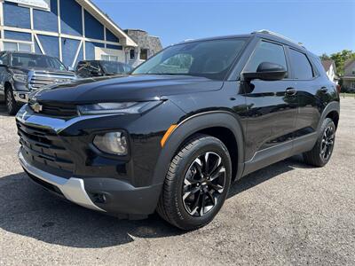 2022 Chevrolet Trailblazer LT - Photo 2 - Mount Clemens, MI 48043