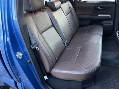 2016 Toyota Tacoma Limited   - Photo 10 - Mount Clemens, MI 48043