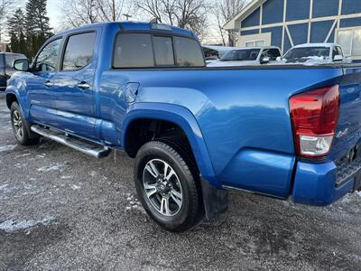 2016 Toyota Tacoma Limited   - Photo 5 - Mount Clemens, MI 48043