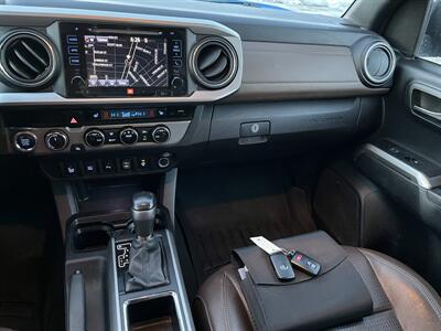 2016 Toyota Tacoma Limited   - Photo 12 - Mount Clemens, MI 48043