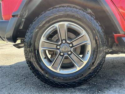 2020 Jeep Wrangler Unlimited Sahara   - Photo 7 - Mount Clemens, MI 48043