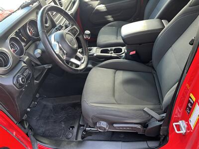 2020 Jeep Wrangler Unlimited Sahara   - Photo 15 - Mount Clemens, MI 48043