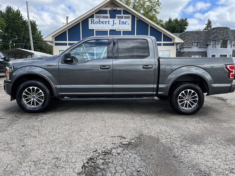 2018 Ford F-150 XLT SPORT - Photo 1 - Mount Clemens, MI 48043