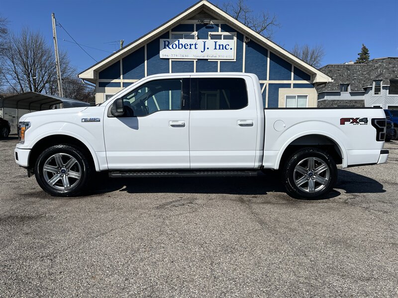 2018 Ford F-150 XLT  FX4 SPORT 302A Package LOADED - Photo 1 - Mount Clemens, MI 48043