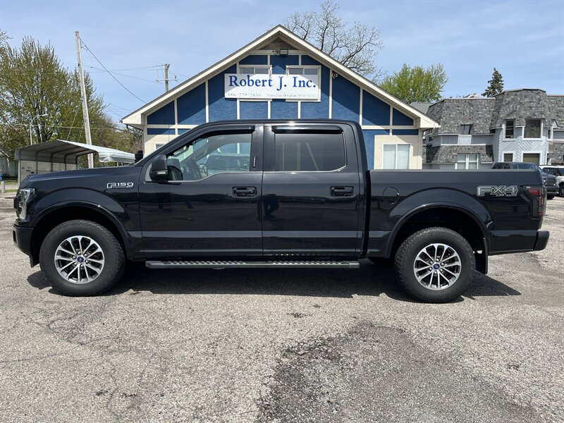 2020 Ford F-150 XLT  FX4 SPORT - Photo 1 - Mount Clemens, MI 48043