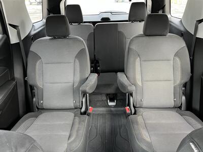 2019 Chevrolet Traverse LT Cloth   - Photo 12 - Mount Clemens, MI 48043