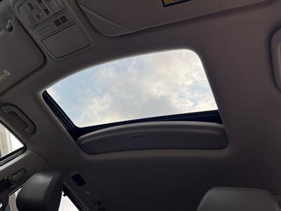 2012 Honda Odyssey EX-L Fully LOADED - Photo 13 - Mount Clemens, MI 48043