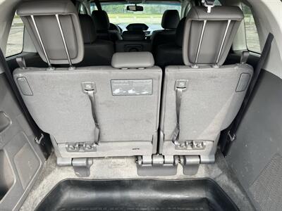 2012 Honda Odyssey EX-L Fully LOADED - Photo 11 - Mount Clemens, MI 48043