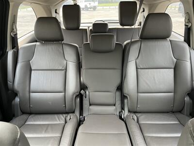 2012 Honda Odyssey EX-L Fully LOADED - Photo 12 - Mount Clemens, MI 48043