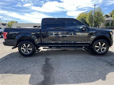 2016 Ford F-150 XLT   - Photo 2 - Mount Clemens, MI 48043
