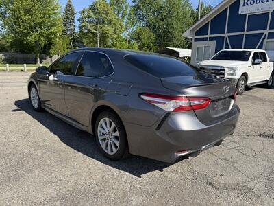 2020 Toyota Camry SE - Photo 7 - Mount Clemens, MI 48043