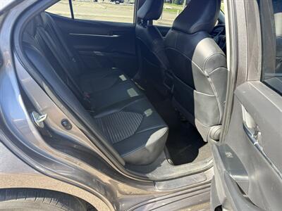 2020 Toyota Camry SE - Photo 10 - Mount Clemens, MI 48043