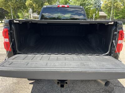 2018 GMC Sierra 2500 SLT “ALL TERRAIN” Fully LOADED - Photo 10 - Mount Clemens, MI 48043