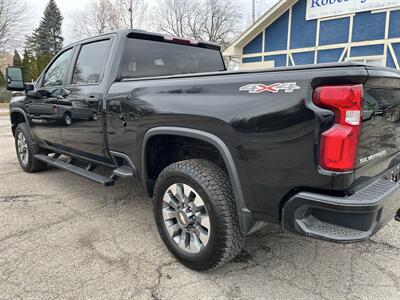 2021 Chevrolet Silverado 2500 Custom   - Photo 2 - Mount Clemens, MI 48043