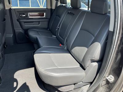 2010 Dodge Ram 1500 Laramie Crew Cab 5.7 HEMI - Photo 10 - Mount Clemens, MI 48043