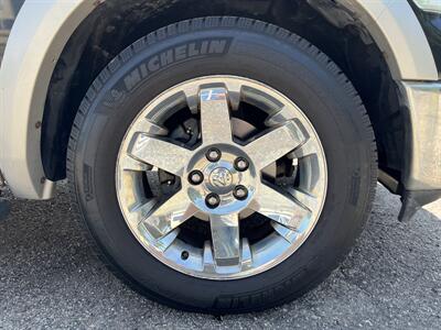 2010 Dodge Ram 1500 Laramie Crew Cab 5.7 HEMI - Photo 7 - Mount Clemens, MI 48043