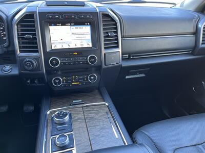 2018 Ford Expedition MAX Platinum   - Photo 14 - Mount Clemens, MI 48043