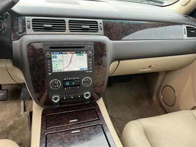 2011 GMC Yukon Denali   - Photo 12 - Mount Clemens, MI 48043