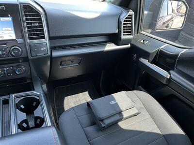 2018 Ford F-150 XLT  FX4 SPORT 302A Package Loaded - Photo 16 - Mount Clemens, MI 48043