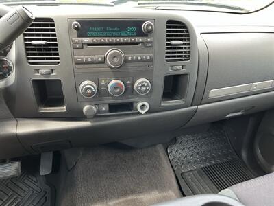 2009 Chevrolet Silverado 1500 LT - Photo 16 - Mount Clemens, MI 48043
