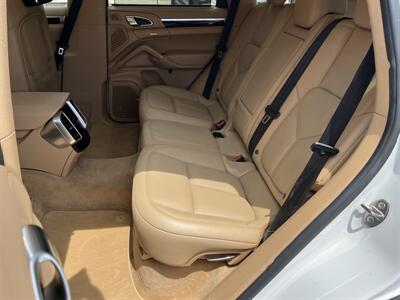 2016 Porsche Cayenne   - Photo 10 - Mount Clemens, MI 48043