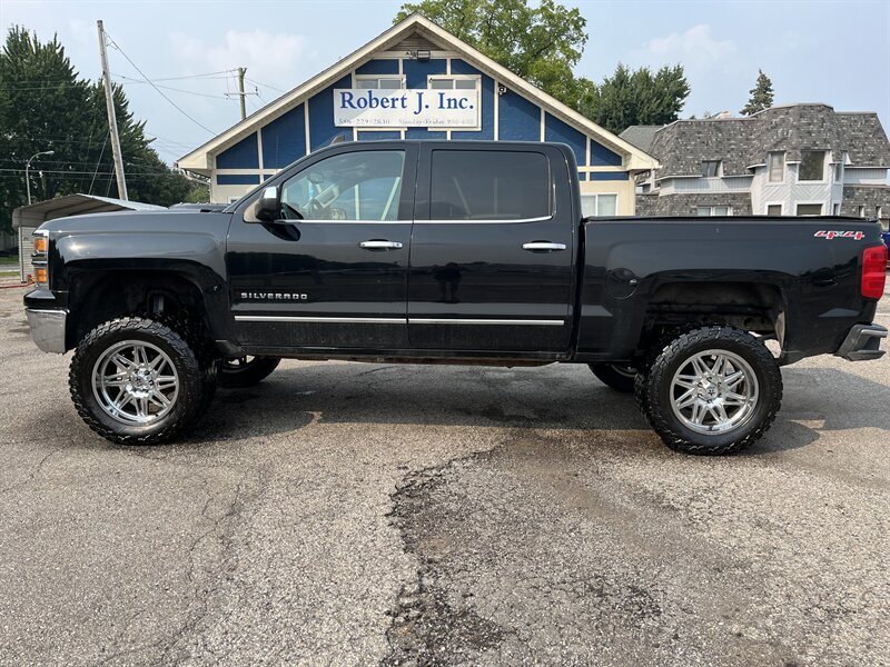 2015 Chevrolet Silverado 1500 LTZ - Photo 1 - Mount Clemens, MI 48043
