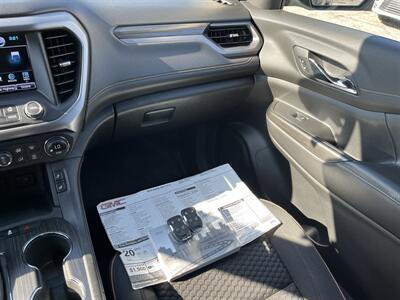 2019 GMC Acadia SLE-2 “All Terrain” Package - Photo 14 - Mount Clemens, MI 48043