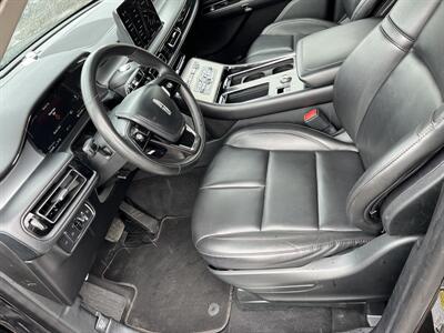 2023 Lincoln Aviator Livery   - Photo 9 - Mount Clemens, MI 48043