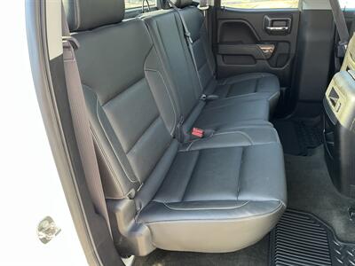 2015 GMC Sierra 2500 SLT   - Photo 11 - Mount Clemens, MI 48043