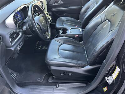 2018 Chrysler Pacifica Touring L Plus - Photo 8 - Mount Clemens, MI 48043