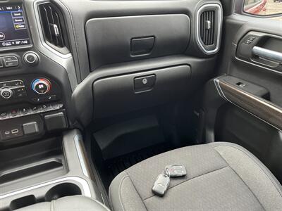 2021 Chevrolet Silverado 1500 RST  z71 Off Road Crew Cab - Photo 18 - Mount Clemens, MI 48043