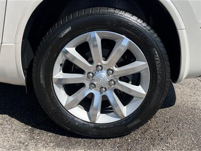 2015 Buick Enclave Premium FULLY LOADED/EVERY OPTION - Photo 13 - Mount Clemens, MI 48043