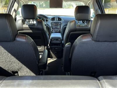 2015 Buick Enclave Premium FULLY LOADED/EVERY OPTION - Photo 19 - Mount Clemens, MI 48043