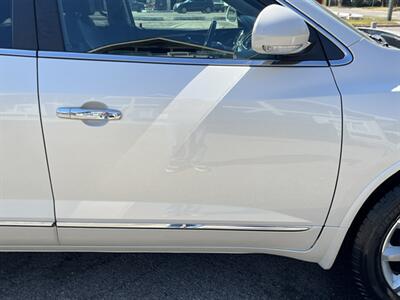 2015 Buick Enclave Premium FULLY LOADED/EVERY OPTION - Photo 11 - Mount Clemens, MI 48043