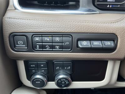 2022 GMC Yukon XL Denali - Photo 16 - Mount Clemens, MI 48043