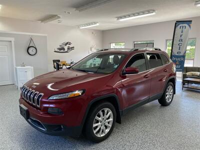 2015 Jeep Cherokee Limited 4x4 Fully Loaded Sunroof Leather Blind Spo   - Photo 1 - Coombs, BC V0R 1M0