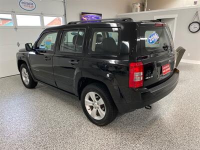 2014 Jeep Patriot 4x4 Freedom 2 Off Road Group $99 B/W  $2000 down   - Photo 17 - Coombs, BC V0R 1M0