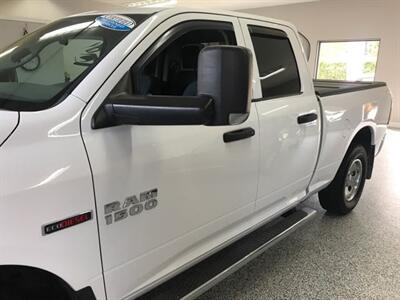 2015 RAM 1500 Quad Cab 4x4 Eco Diesel Tradesman Back up Camera   - Photo 11 - Coombs, BC V0R 1M0