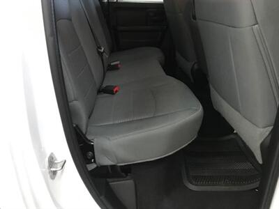 2015 RAM 1500 Quad Cab 4x4 Eco Diesel Tradesman Back up Camera   - Photo 5 - Coombs, BC V0R 1M0