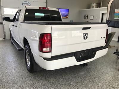 2015 RAM 1500 Quad Cab 4x4 Eco Diesel Tradesman Back up Camera   - Photo 14 - Coombs, BC V0R 1M0