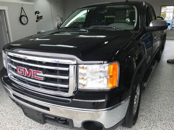 2013 GMC Sierra 1500 Nevada Edition 4x4   - Photo 4 - Coombs, BC V0R 1M0