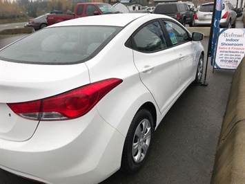 2013 Hyundai Elantra L   - Photo 7 - Coombs, BC V0R 1M0