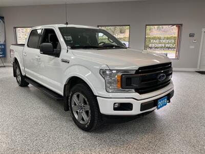 2019 Ford F-150 Super Crew 4x4 XLT FX4 with Nav Heated Seats   - Photo 3 - Coombs, BC V0R 1M0