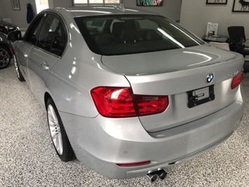 2012 BMW 328i   - Photo 29 - Coombs, BC V0R 1M0