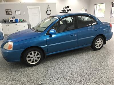 2003 Kia Rio RS   - Photo 1 - Coombs, BC V0R 1M0