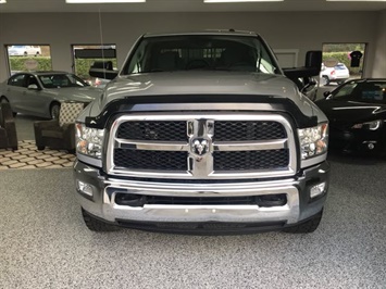 2014 RAM 3500 SLT one owner- 6.4 Hemi V8  Crew Cab - Photo 9 - Coombs, BC V0R 1M0