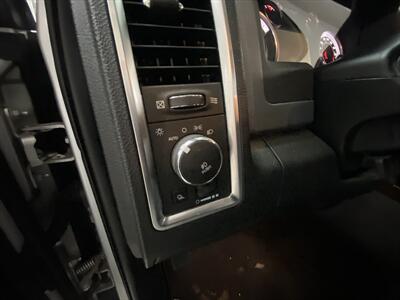 2014 RAM 1500 Reg Cab 4x4 SLT  V6  Uconnect Power Windows   - Photo 11 - Coombs, BC V0R 1M0