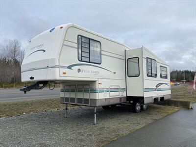 1997 Holiday Rambler Aluma-Lite 28 feet   - Photo 1 - Coombs, BC V0R 1M0