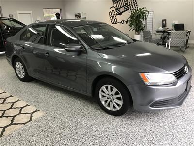 2011 Volkswagen Jetta Comfortline Auto, Power Sunroof, Heated seats   - Photo 11 - Coombs, BC V0R 1M0