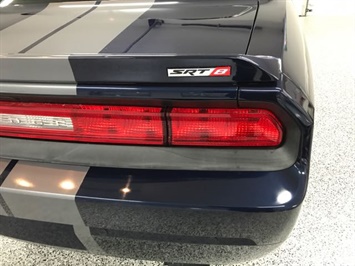 2013 Dodge Challenger SRT8 392 with 6 speed Manual Sunroof Leather Navi   - Photo 22 - Coombs, BC V0R 1M0